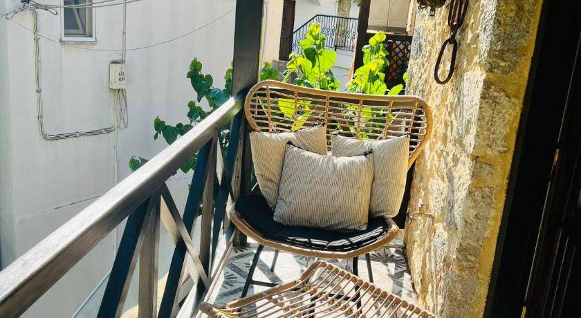 Photo of Patio Balcony in Spilion