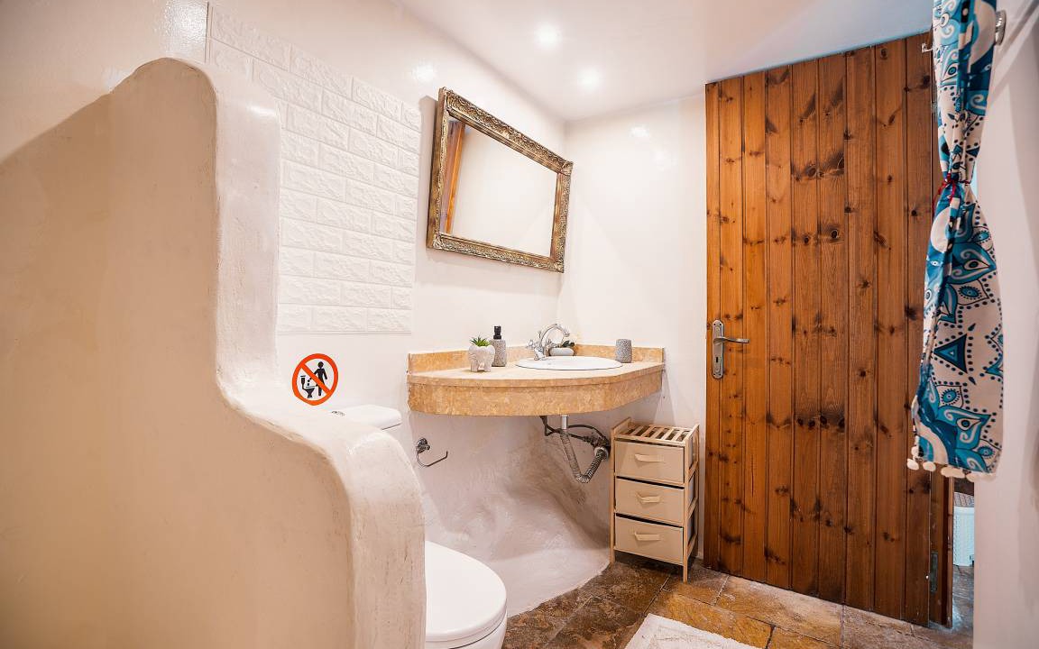 Photo of Bathroom in Psinthos