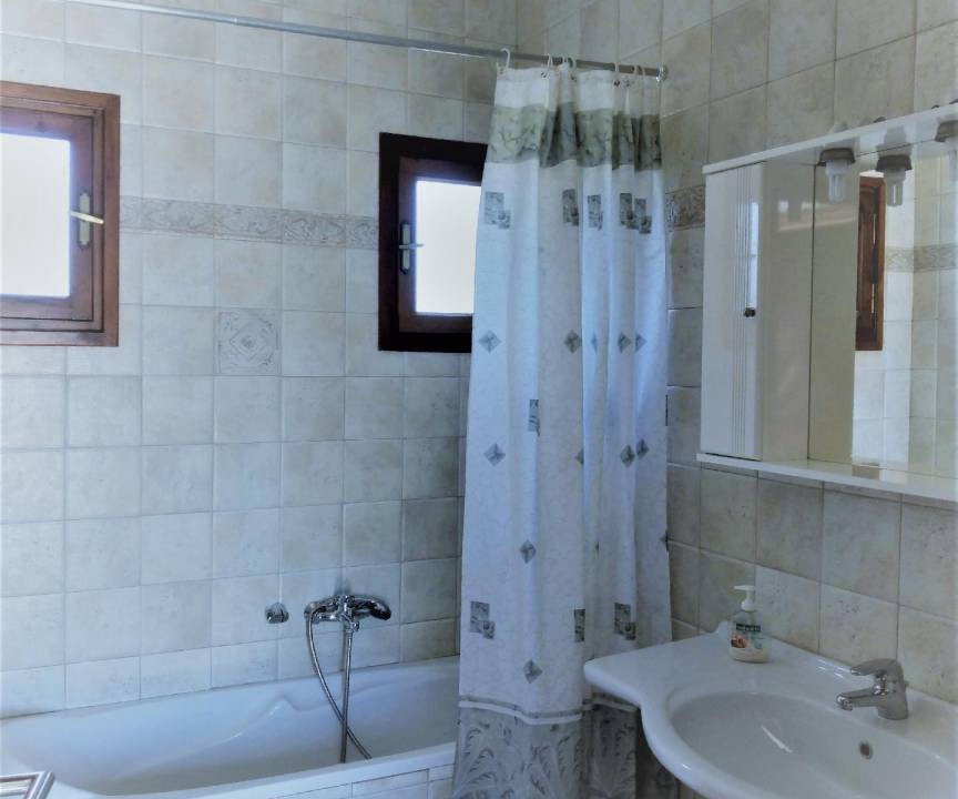 Photo of Bathroom in Monopari