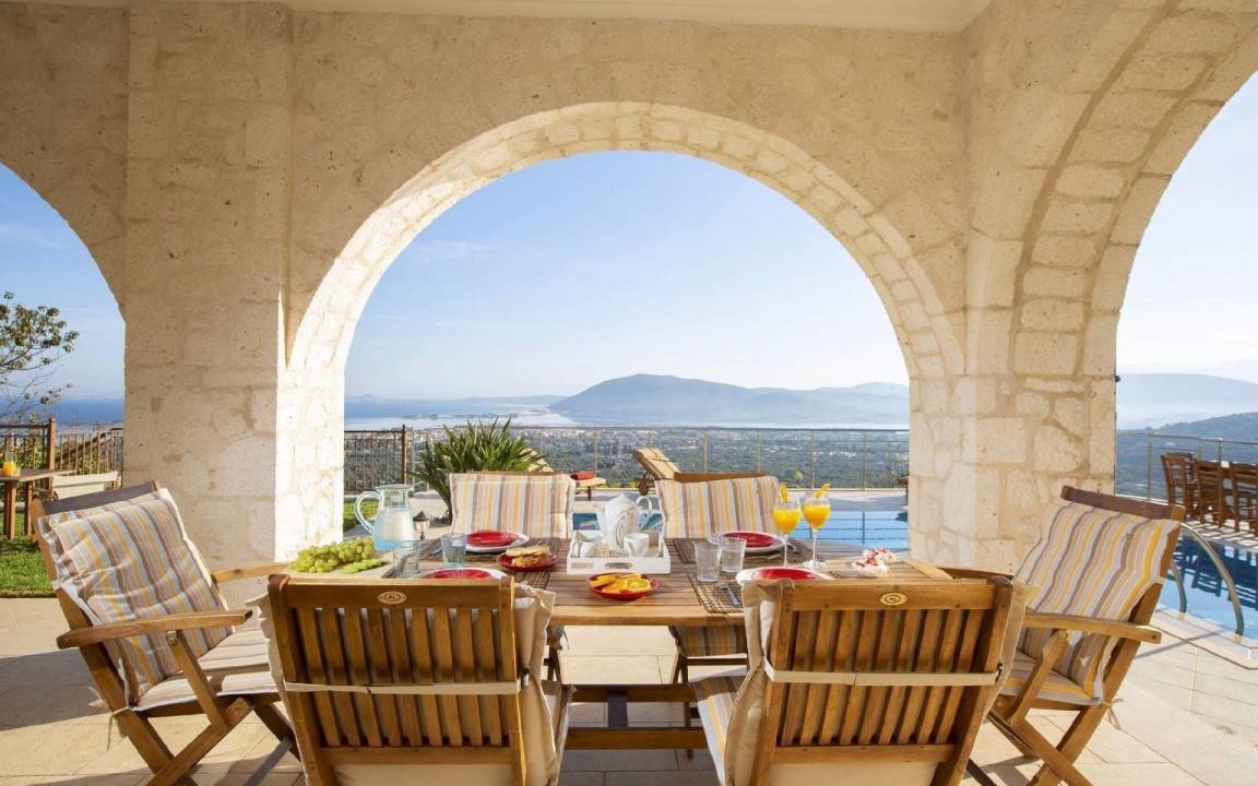 Photo of Patio Balcony in Apolpaina
