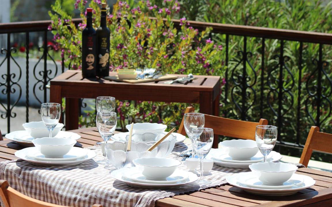 Photo of Patio Balcony in Kala Nera