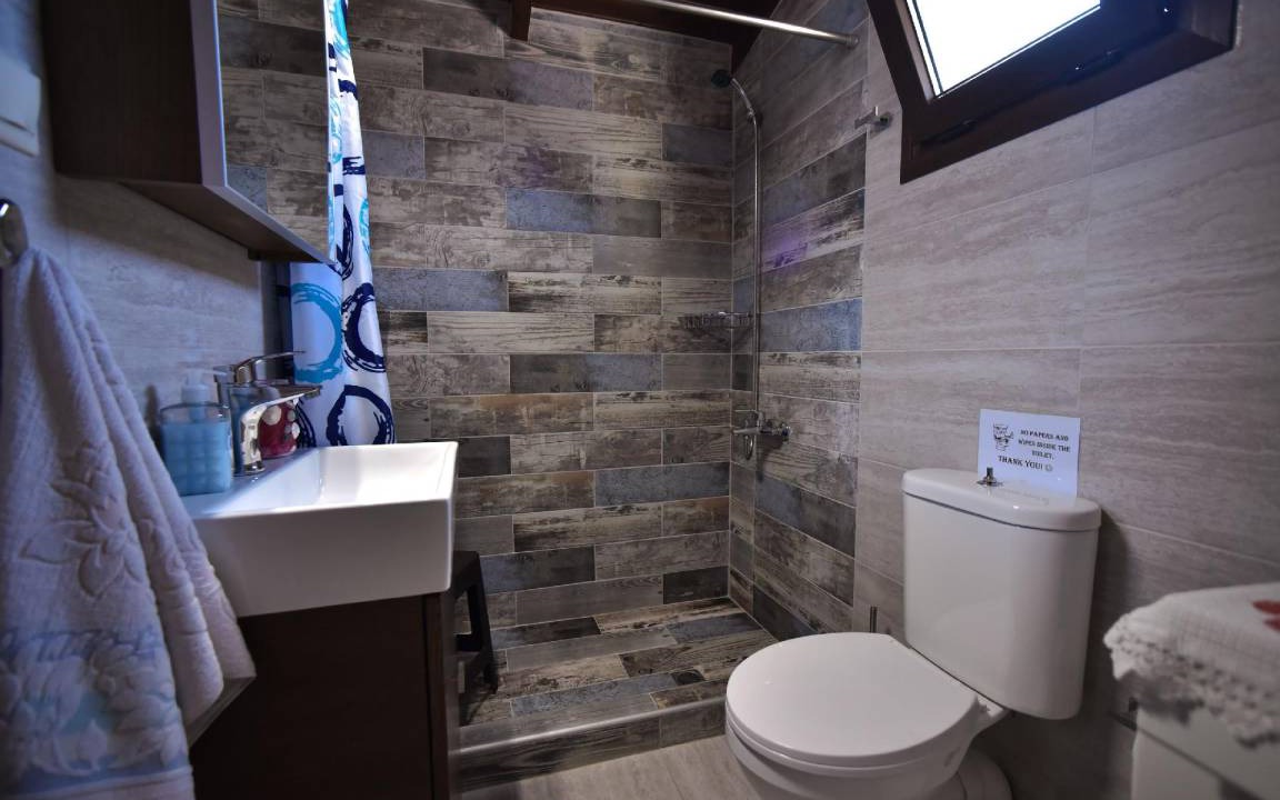 Photo of Bathroom in Gazi