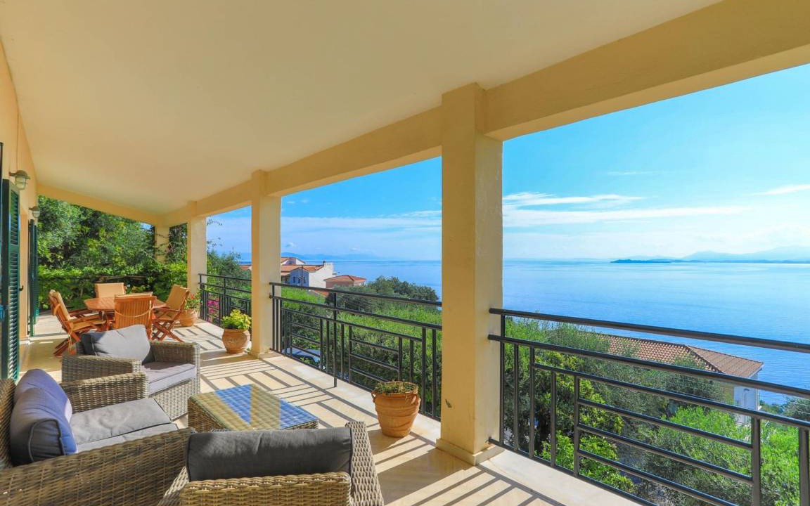 Photo of Patio Balcony in Nisaki