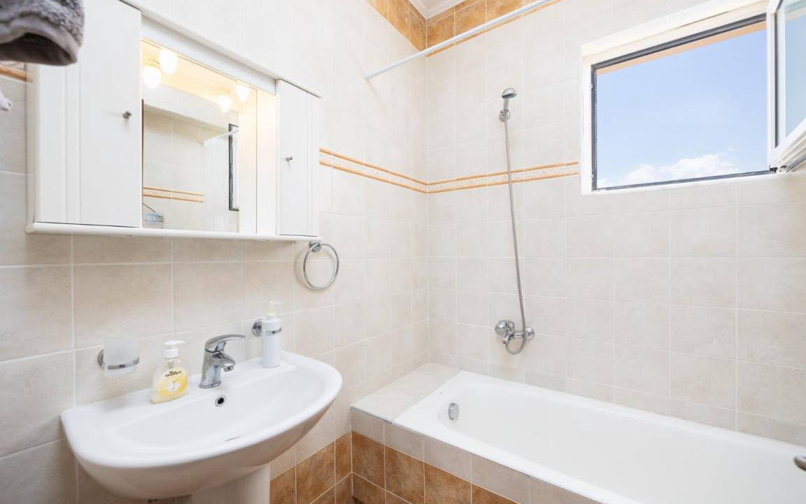 Photo of Bathroom in Fanai