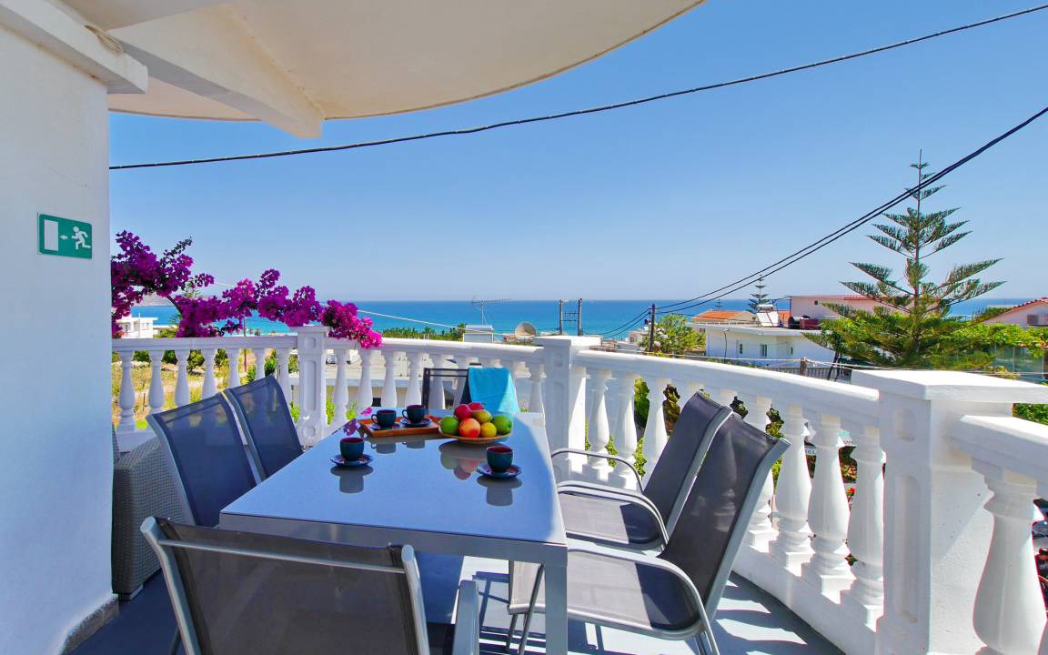 Photo of Patio Balcony in Kato Stalos
