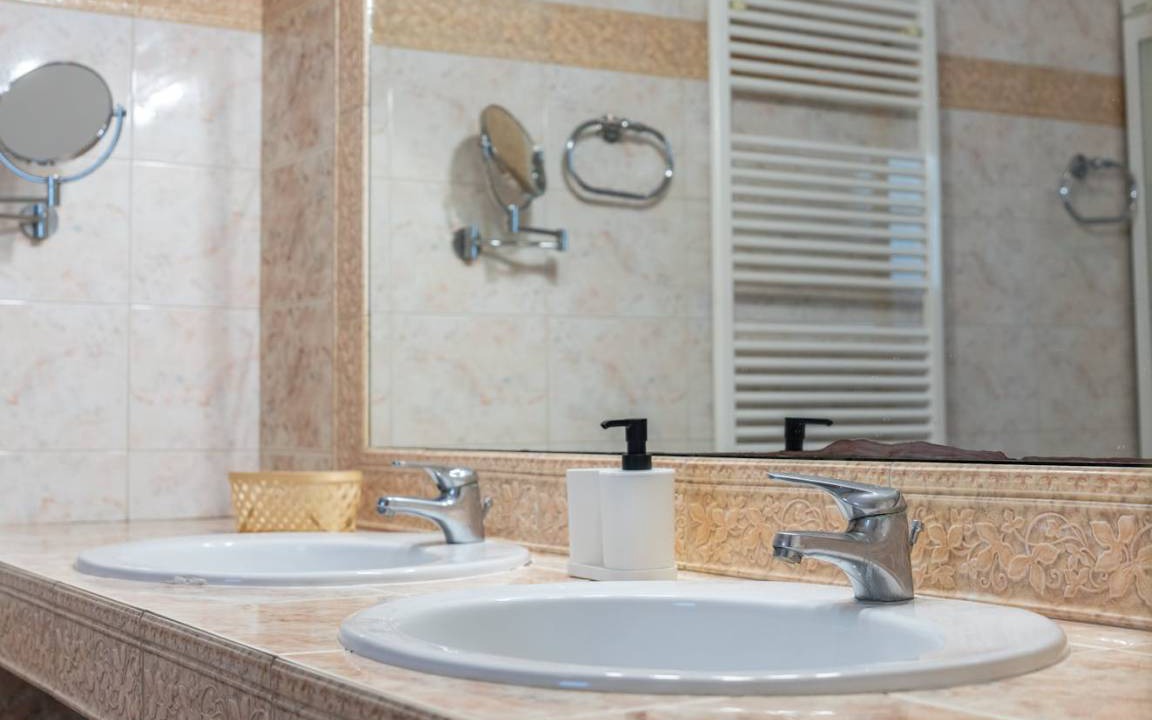 Photo of Bathroom in Kato Lechonia