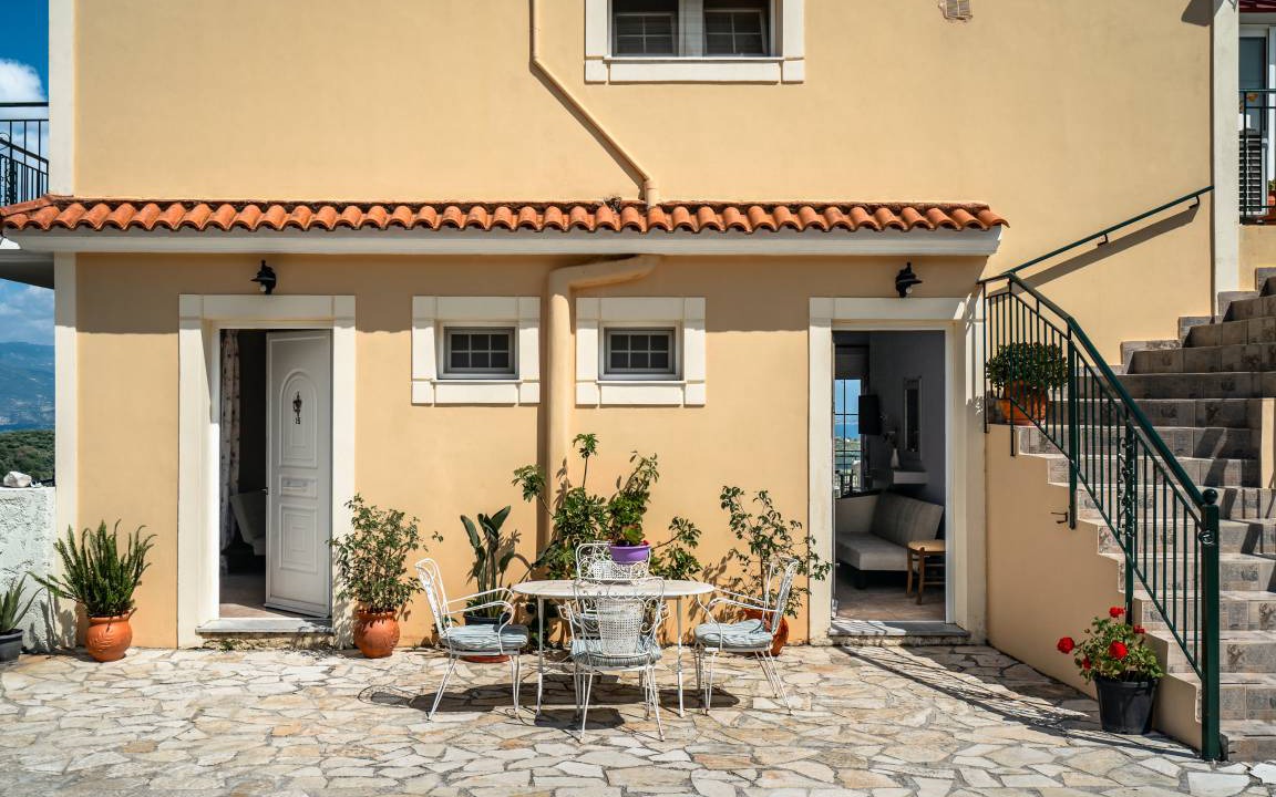 Photo of Patio Balcony in Paliki