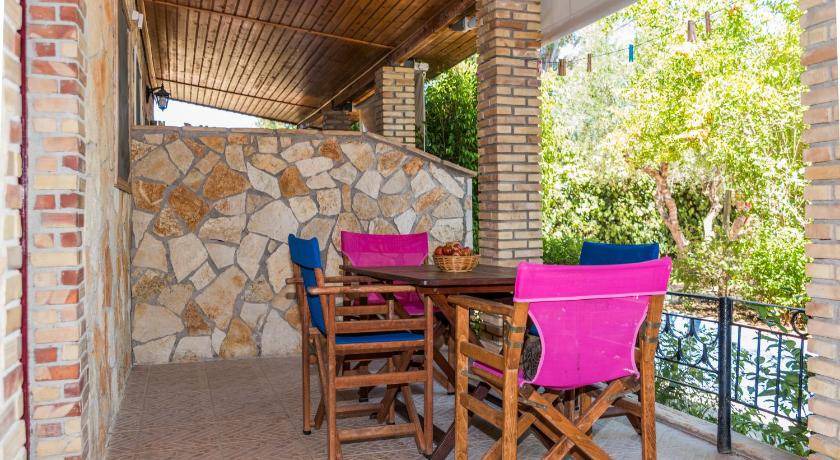 Photo of Patio Balcony in Vasilikos
