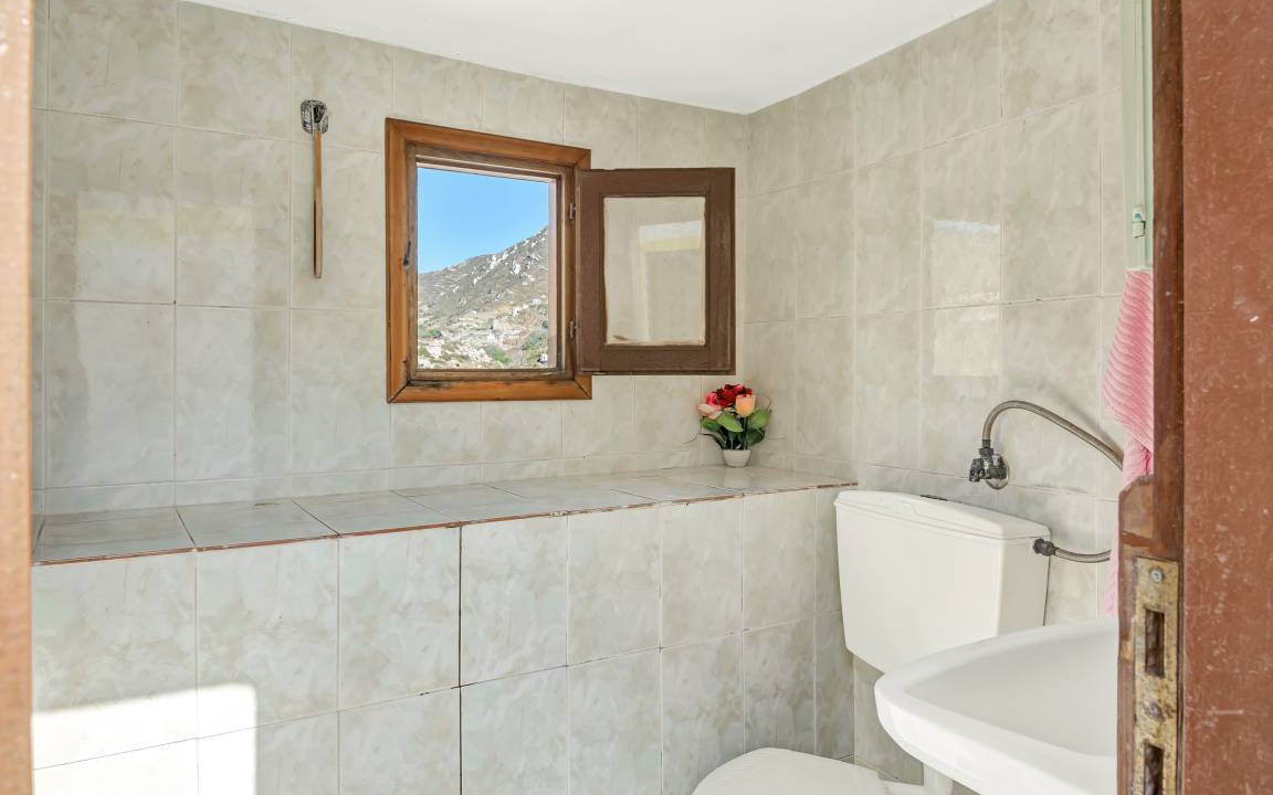 Photo of Bathroom in Olympos