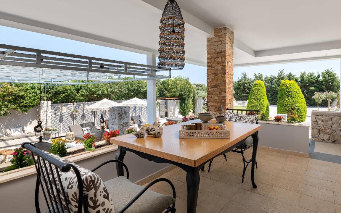 Photo of Patio Balcony in Petaloudes