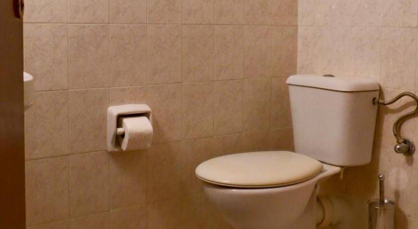 Photo of Bathroom in Marmari