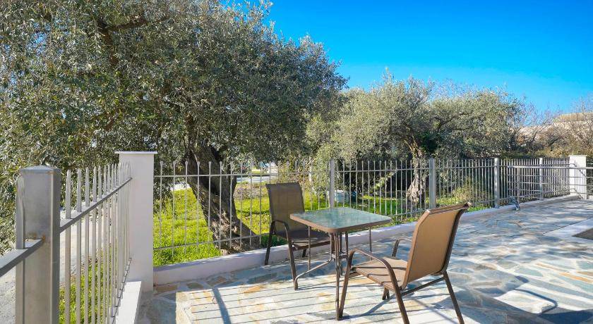 Photo of Patio Balcony in Skala Rachoniou