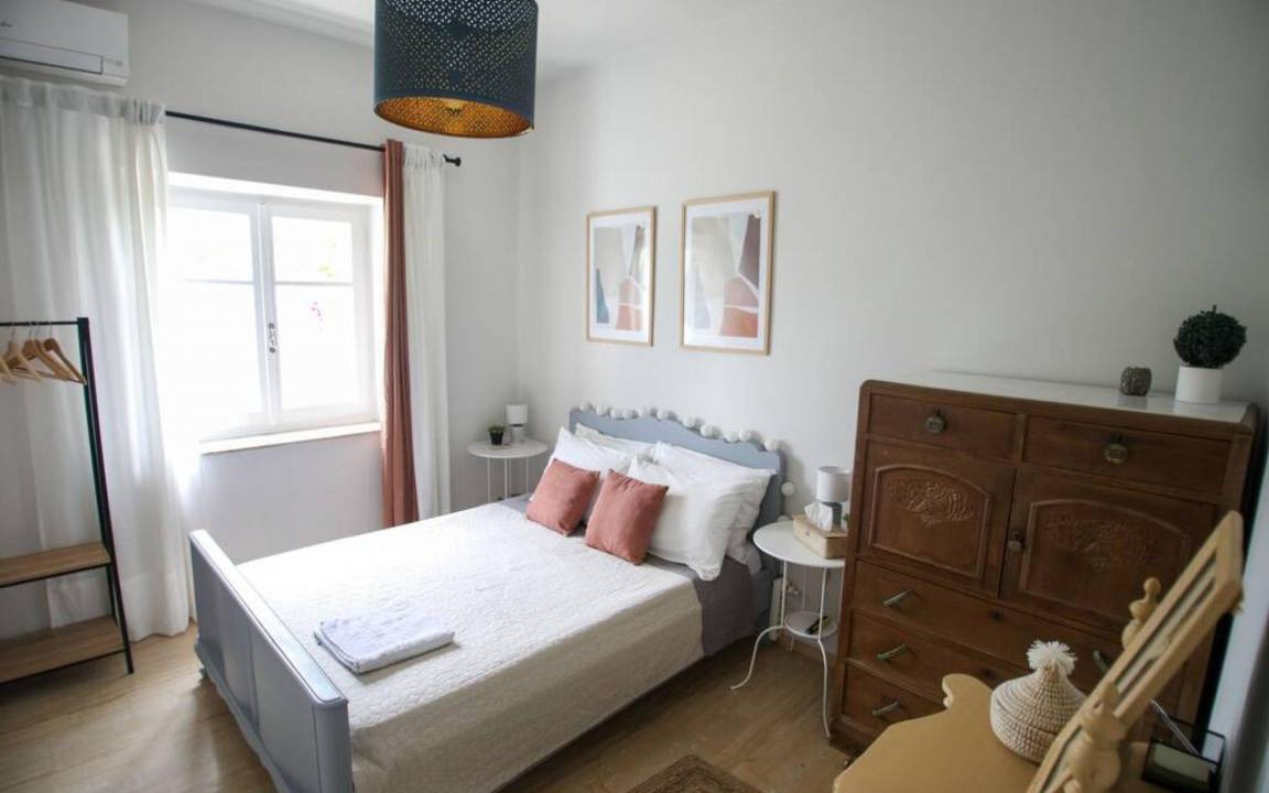 Photo of Bedroom in Petaleia