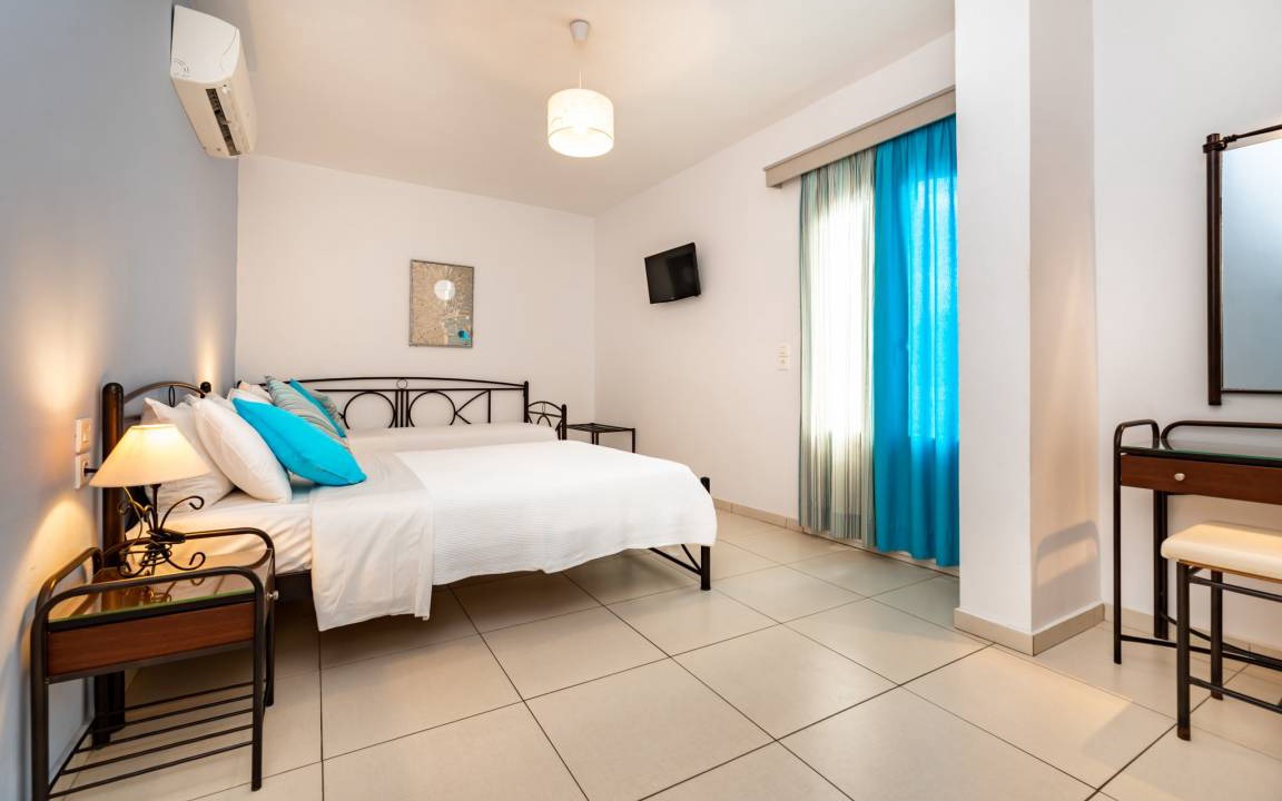Photo of Bedroom in Perissa