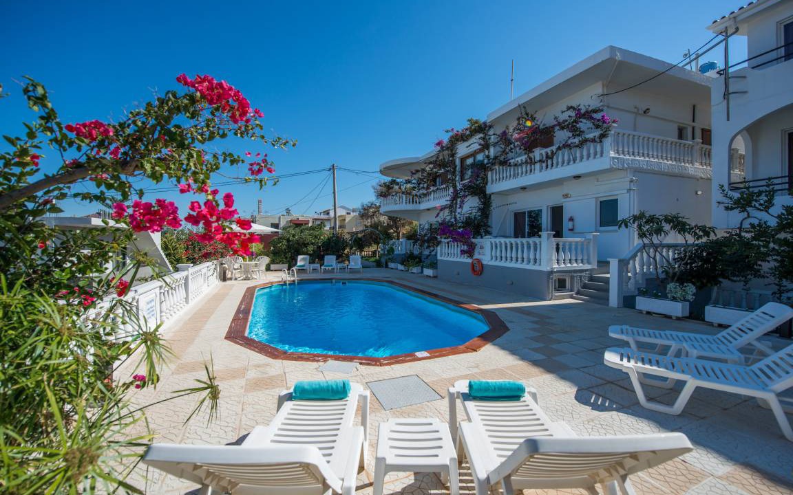 Photo of Patio Balcony in Kato Stalos
