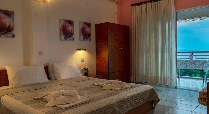 Photo of Bedroom in Paradhisos