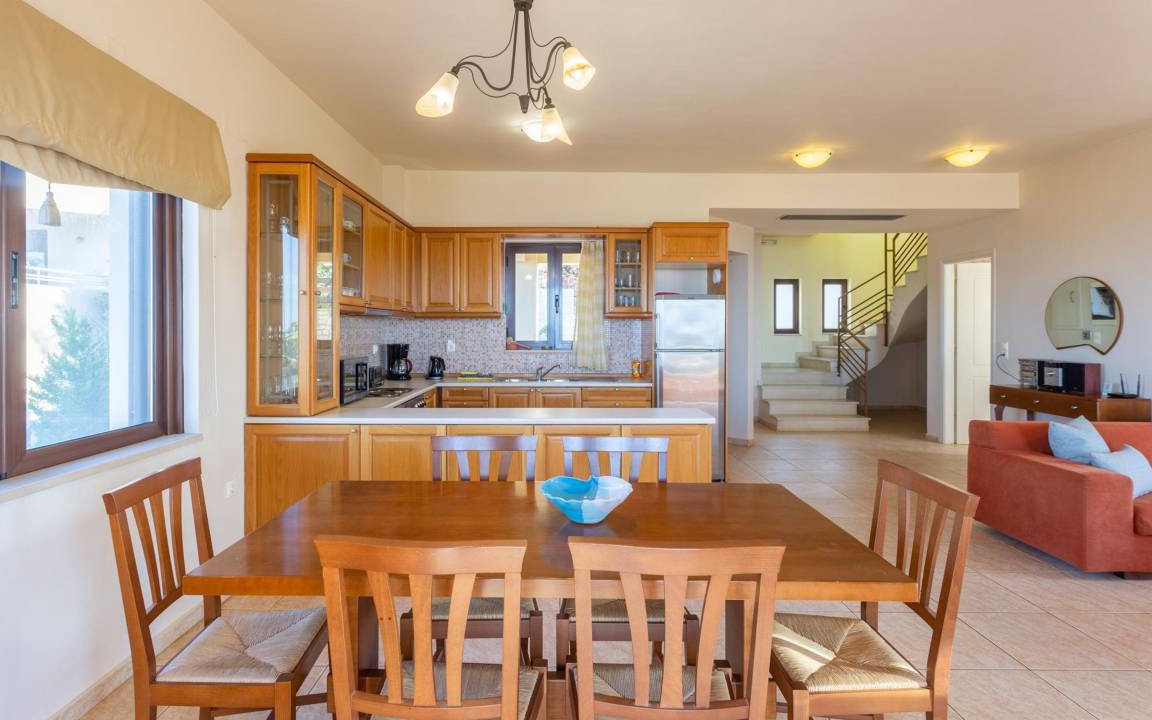 Photo of Kitchen in Roussospiti