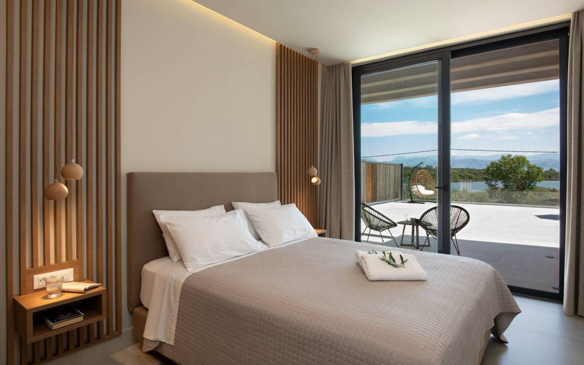 Photo of Bedroom in Petaleia