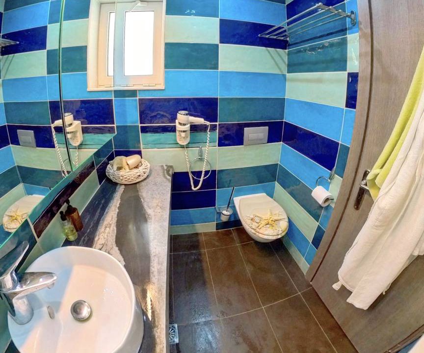 Photo of Bathroom in Haraki