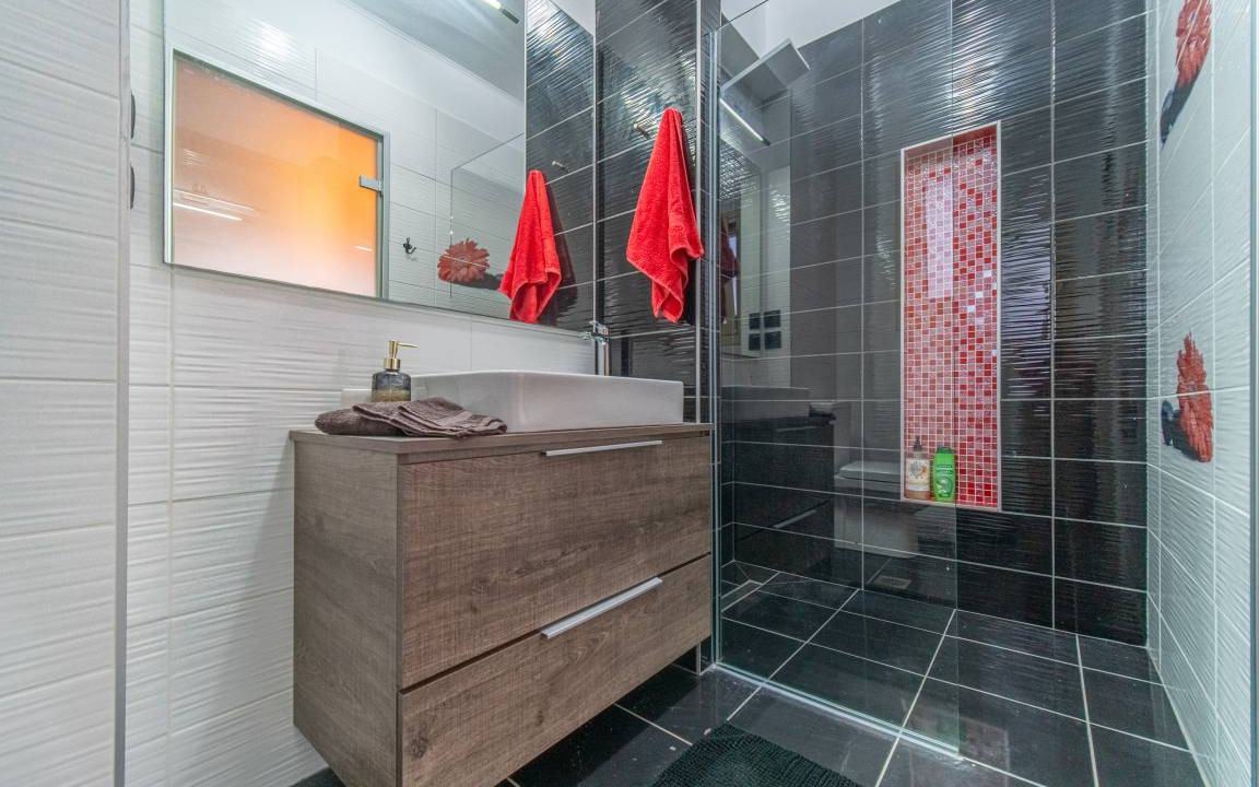 Photo of Bathroom in Aleimmatades