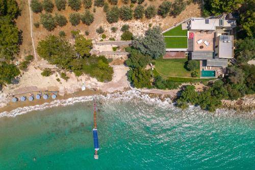 Photo of Others in Pefkos