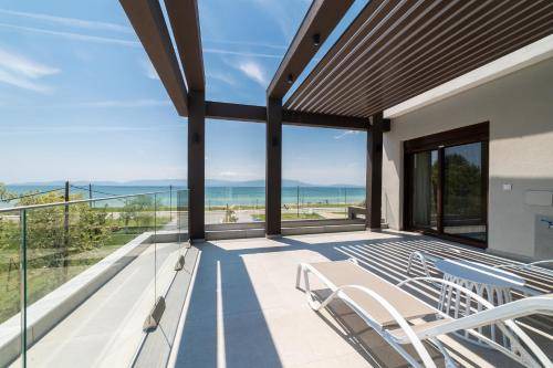 Photo of Patio Balcony in Paralia Ofryniou