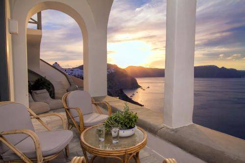 Photo of Others in Oia