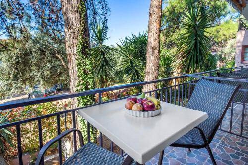 Photo of Patio Balcony in Pefkari