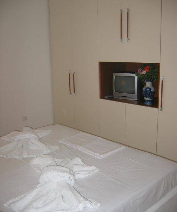 Photo of Others in Platis Gialos