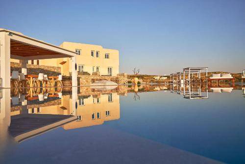 Photo of Others in Chora Folegandros