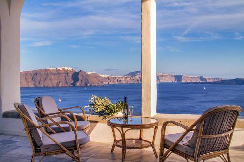 Photo of Others in Oia