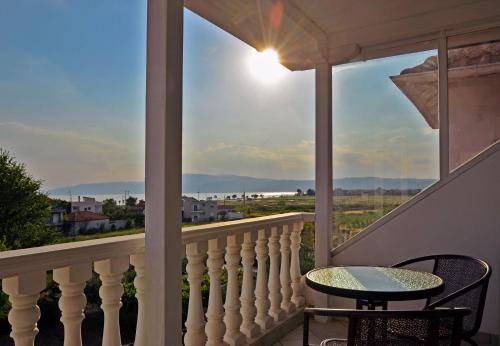 Photo of Patio Balcony in Paralia Ofryniou