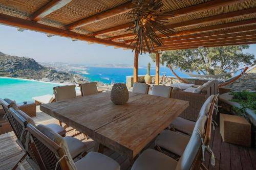 Photo of Patio Balcony in Tourlos