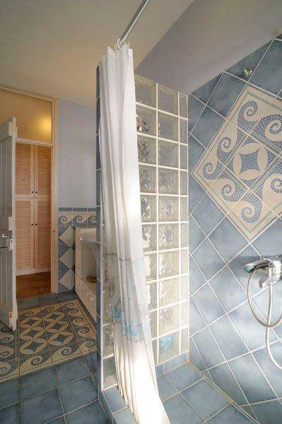 Photo of Bathroom in Pisses