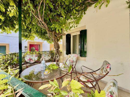 Photo of Patio Balcony in Esperion