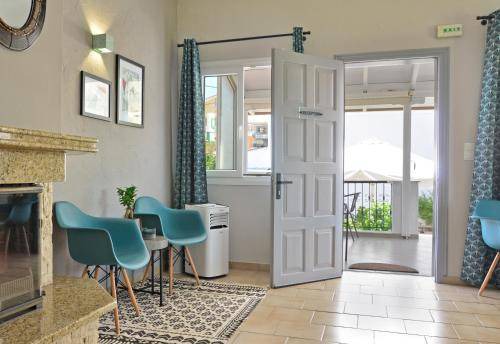 Photo of Livingroom in Paralia Ofryniou