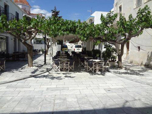 Photo of Buildings in Ormos Korthiou