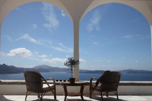 Photo of Others in Oia