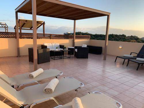 Photo of Patio Balcony in Karoti