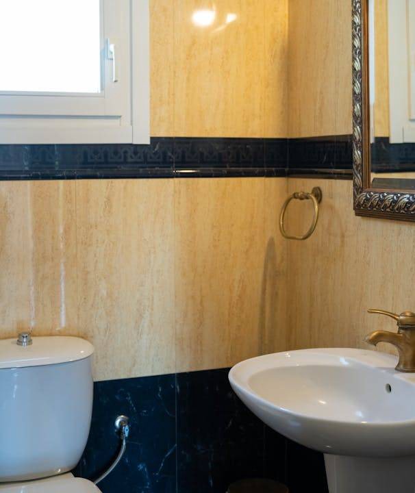 Photo of Bathroom in Kato Lechonia