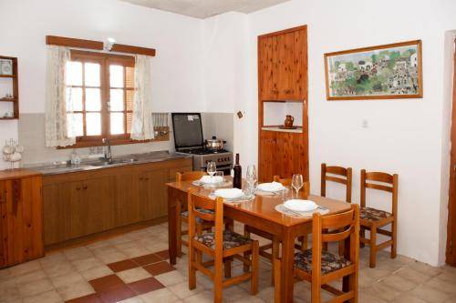 Photo of Kitchen in Strovles