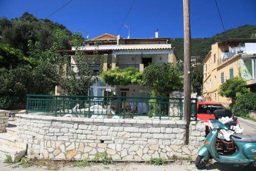 Photo of Others in Katavolos