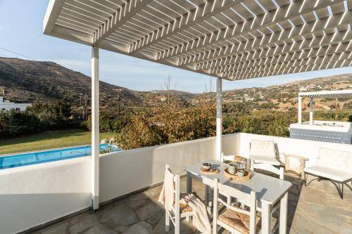 Photo of Patio Balcony in Kato Fellos