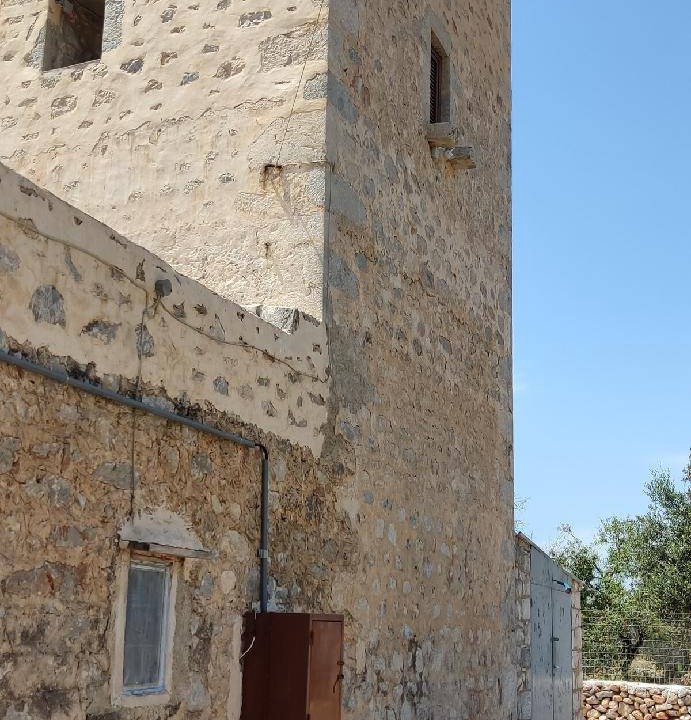 Photo of Buildings in Omales