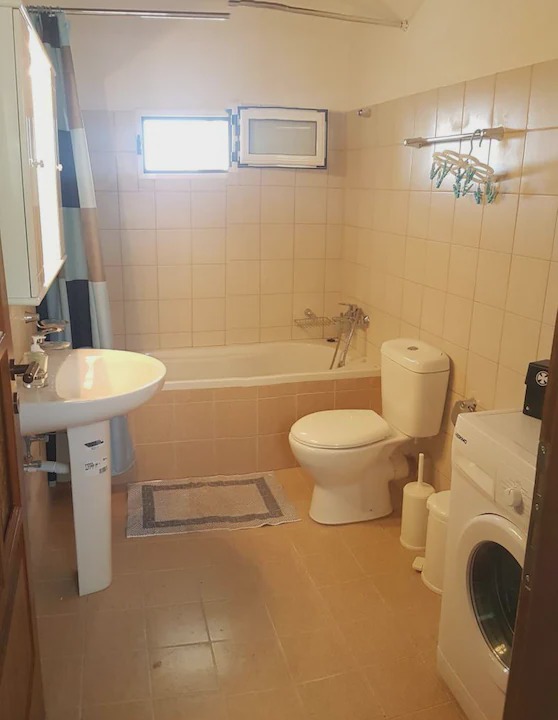 Photo of Bathroom in Erisos