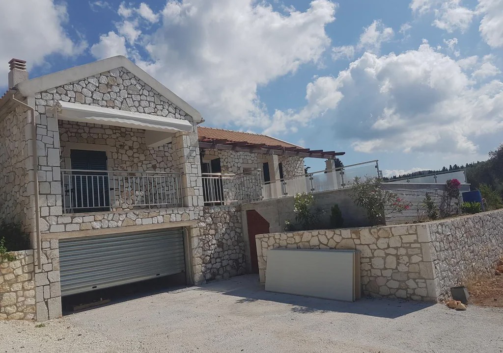 Photo of Buildings in Erisos