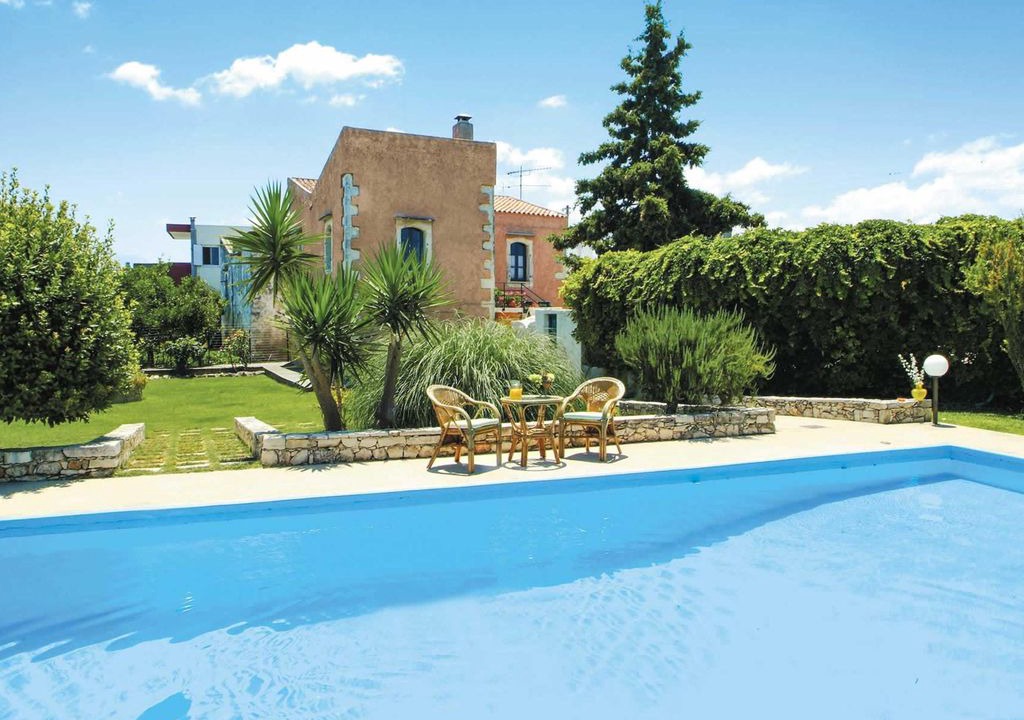 Photo of Outdoor in Prinos