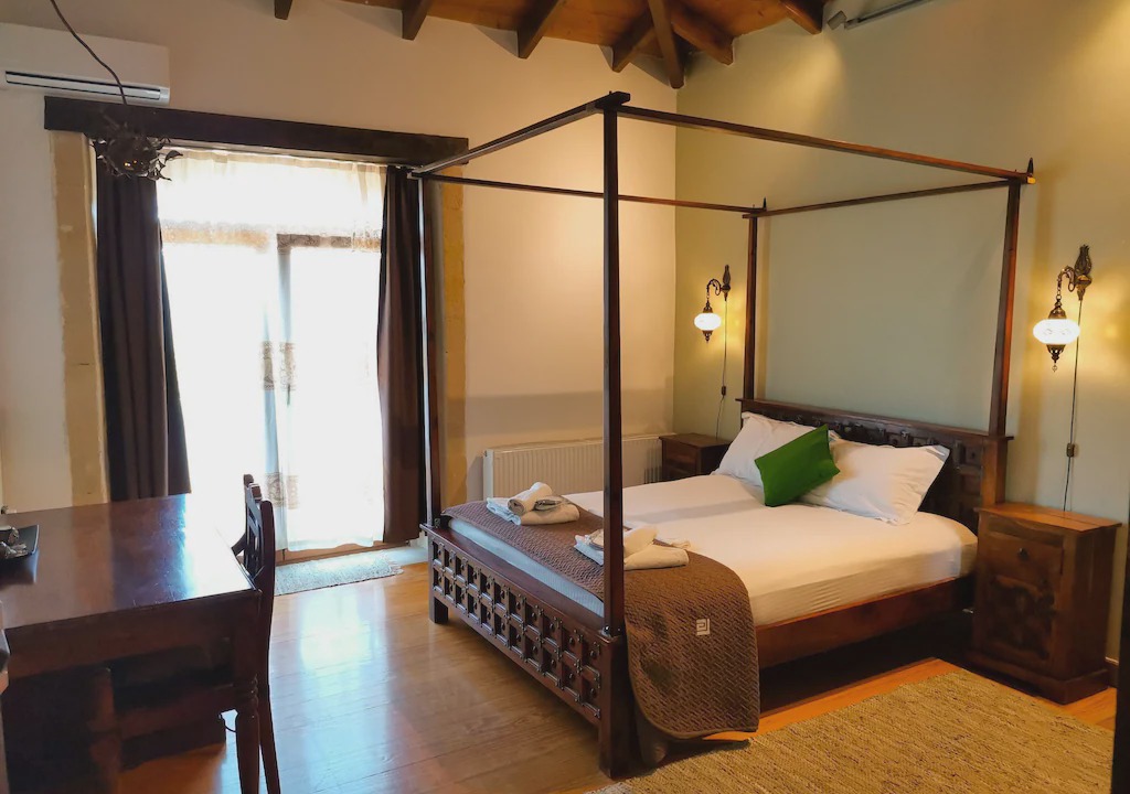 Photo of Bedroom in Armenoi