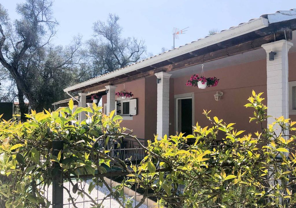 Photo of Buildings in Marathias