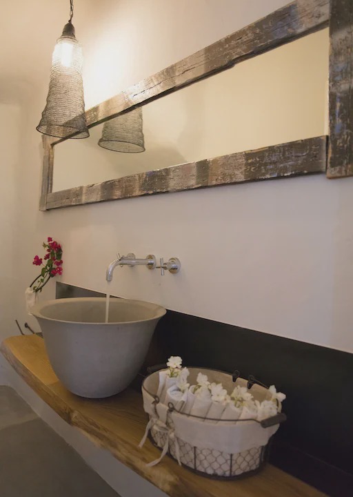 Photo of Bathroom in Plintri